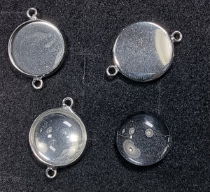PENDANT/CHARM BRASS BASE - CLEAR GLASS CAB - 21.5X16X2.5MM - PLATINUM