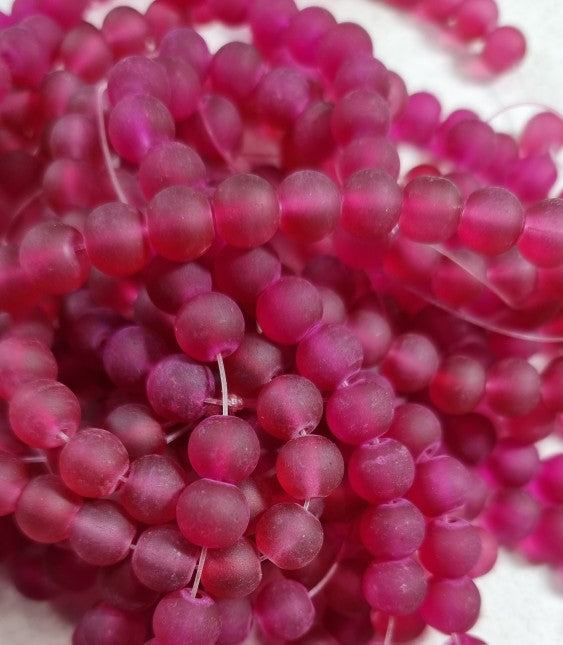 8MM FROSTED GLASS BEADS - TRANSPARENT - CRIMSON RED