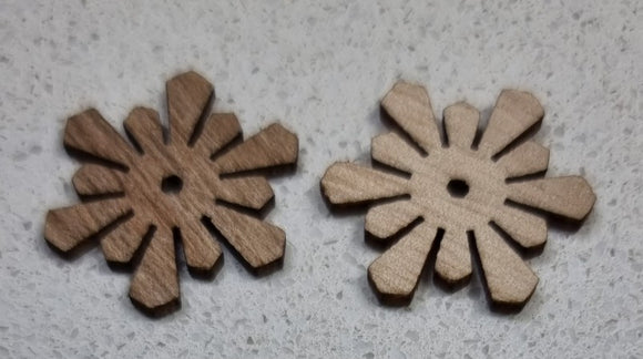 XMAS CHARM - WOODEN SNOWFLAKE 2