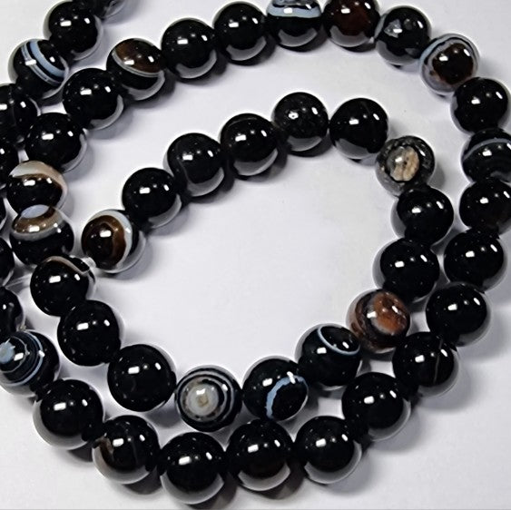 8MM NATURAL STRIPED AGATES - BLACK MOTTLE COLOUR