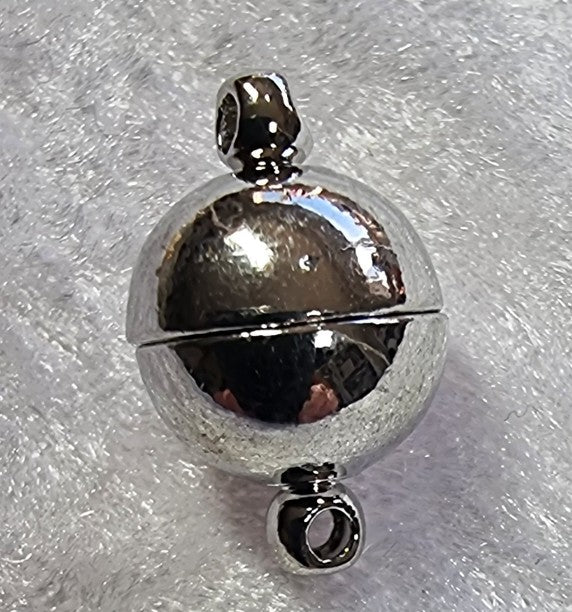 CLASPS - MAGNETIC - BRASS - PLATINUM ROUND CLASP