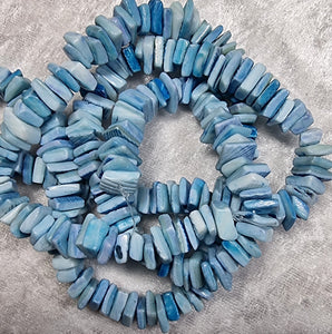 NATURAL SHELL BEAD CHIPS - LIGHT BLUE