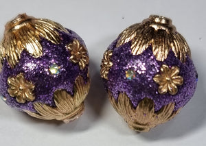 20-22MM INDONESIAN ROUND BEADS - DARK PURPLE