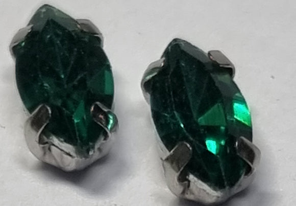 8x4MM GLASS RHINESTONE HORSE EYE MONTEE - EMERALD GREEN