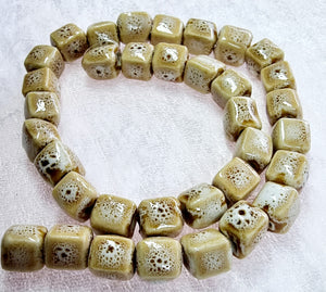 CUBES - 9-10MM HANDMADE PORCELAIN - BEIGE/BROWN FLECK