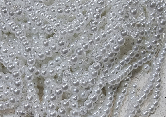 3-4MM GLASS ROUND PEARLS - PER STRAND PEARLISED WHITE