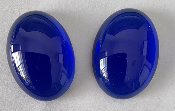 CABOCHON & PENDANTS - 25 X 18 X 6MM - K9 GLASS A GRADE- OVAL - ROYAL BLUE