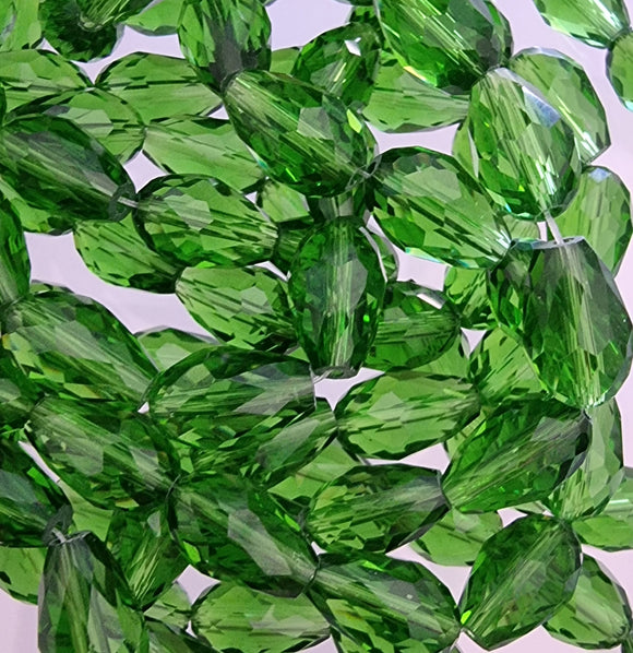 TEARDROPS - 15 X 10MM FACETED GLASS - MID GREEN