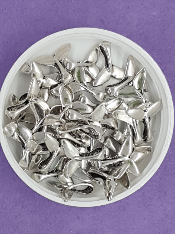 CHARMS - WHALE TAILS - 16 X 16 X 1.5MM ANTIQUE SILVER COLOUR