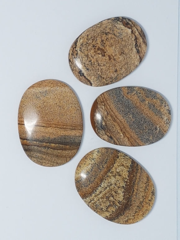 CABOCHONS 40 X 30 X 5MM OVAL PICTURE JASPER