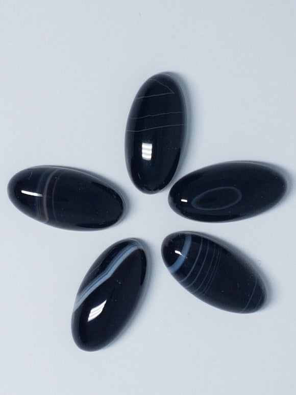 CABOCHONS 20X10X7MM HORSE EYE NATURAL BLACK AGATE