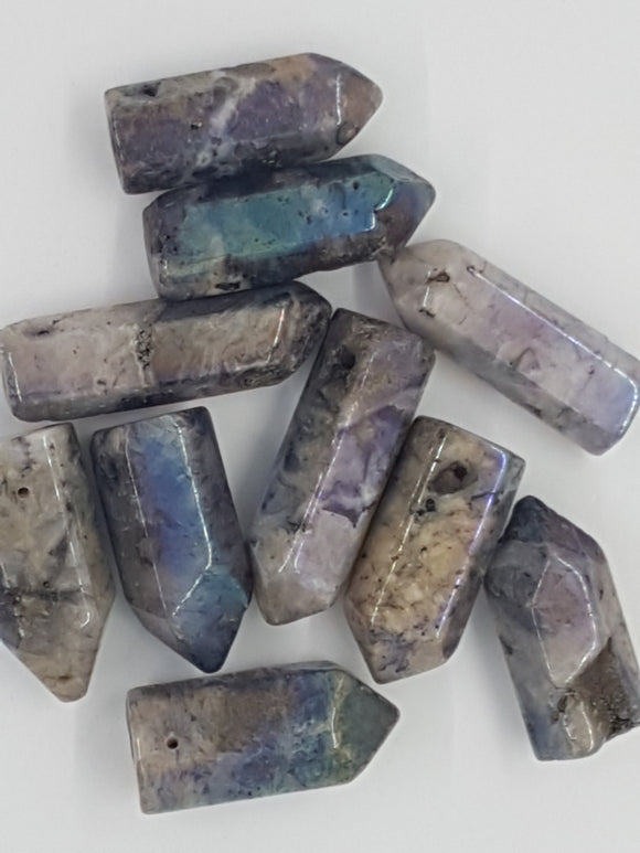 24 - 28MM PLATED QUARTZ CRYSTAL - MOTTLED