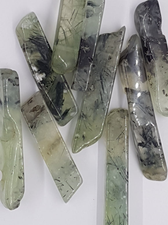 38-50MM NATURAL GRADUATED PREHNITE