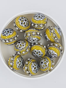 18MM INDONESIAN ROUND BEADS -DARK YELLOW