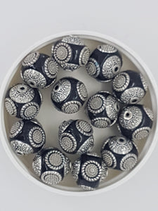 15MM INDONESIAN ROUND BEADS -BLACK