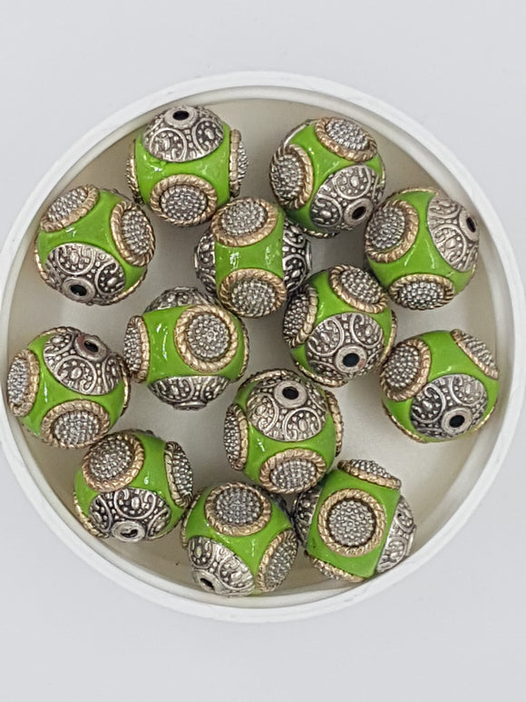 15MM INDONESIAN ROUND BEADS -GREEN