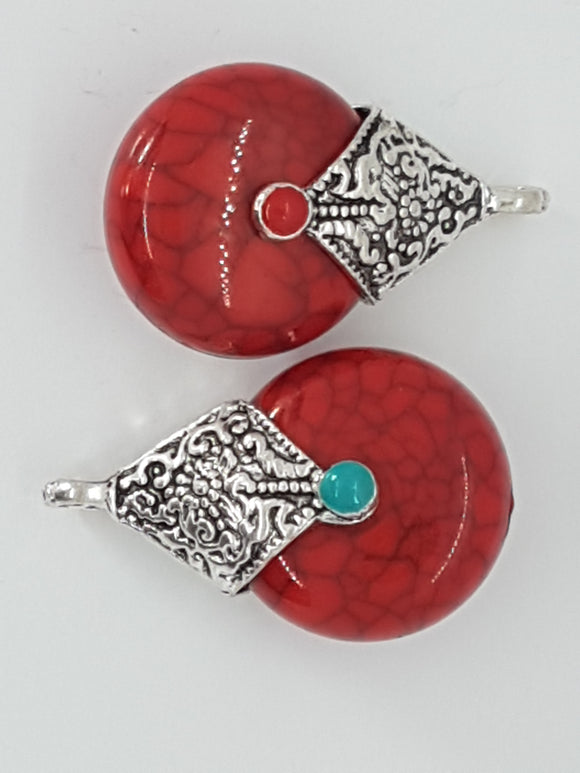 38X23X17MM RESIN PENDANTS - RED