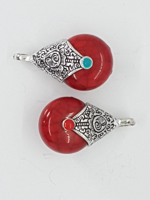 28X16X14MM RESIN PENDANTS - RED