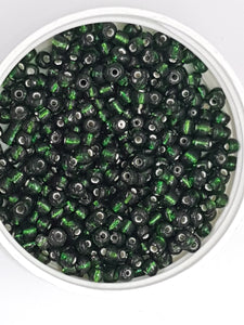 6/0 CHINESE SEED BEADS - SILVER LINED -XMAS GREEN