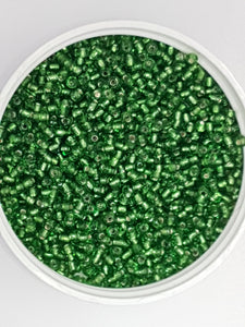 8/0 CHINESE GLASS SEED BEADS - SILVER LINED - LAWN GREEN
