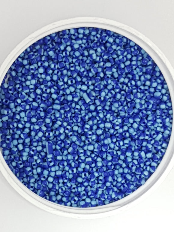 8/0 CHINESE GLASS SEED BEADS - OPAQUE - LIGHT BLUE/DARK BLUE
