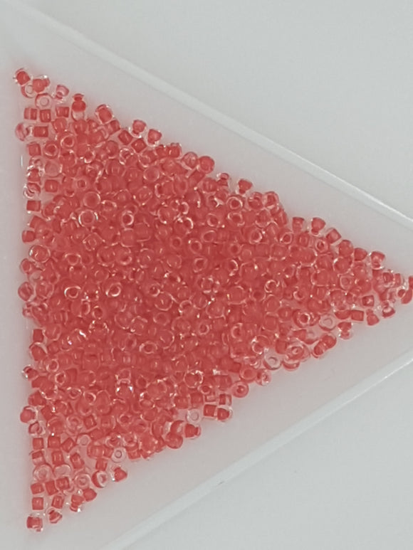 11/0 JAPANESE GLASS SEED BEADS - TRANS. COL. LINED STRAWBERRY