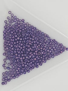 11/0 JAPANESE GLASS SEED BEADS - OPAQUE - PURPLE FUCHSIA