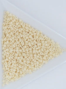 11/0 JAPANESE GLASS SEED BEADS - OPAQUE - BONE