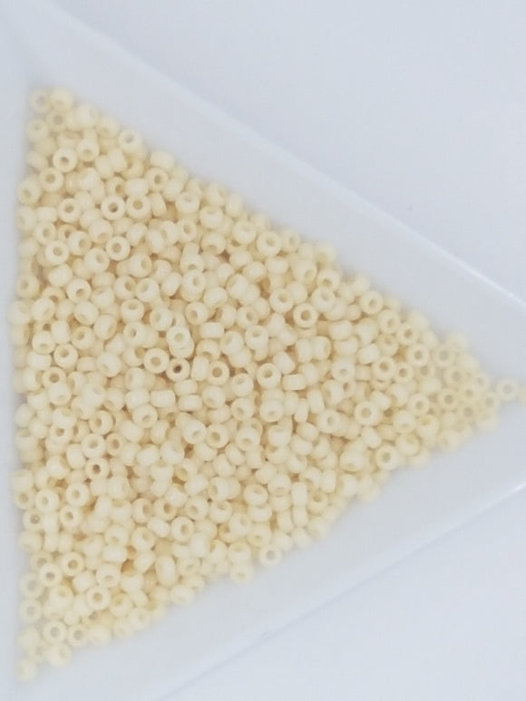 11/0 JAPANESE GLASS SEED BEADS - OPAQUE - BONE