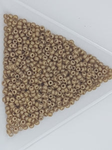 11/0 JAPANESE GLASS SEED BEADS - OPAQUE - ECRU