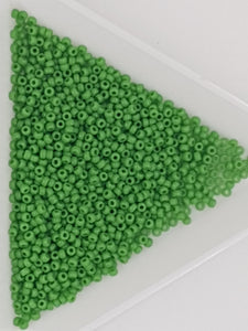 15/0 JAPANESE GLASS SEED BEADS - OPAQUE - GREEN