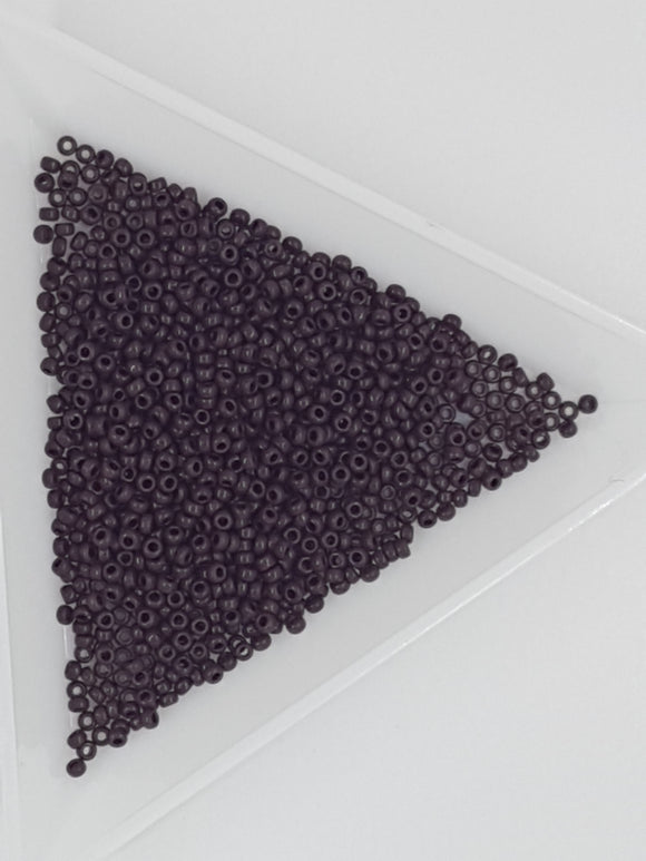 15/0 JAPANESE GLASS SEED BEADS - OPAQUE - DARK BROWN