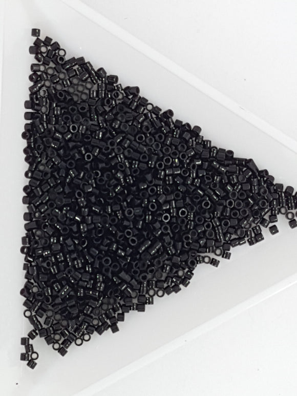 MIYUKI 15/0 DELICA BEADS - OPAQUE BLACK