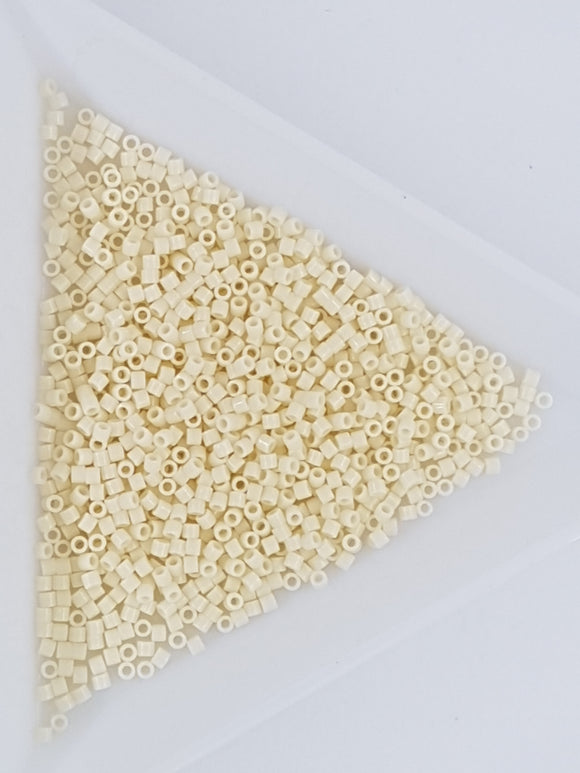 MIYUKI 15/0 DELICA BEADS - OPAQUE CREAM