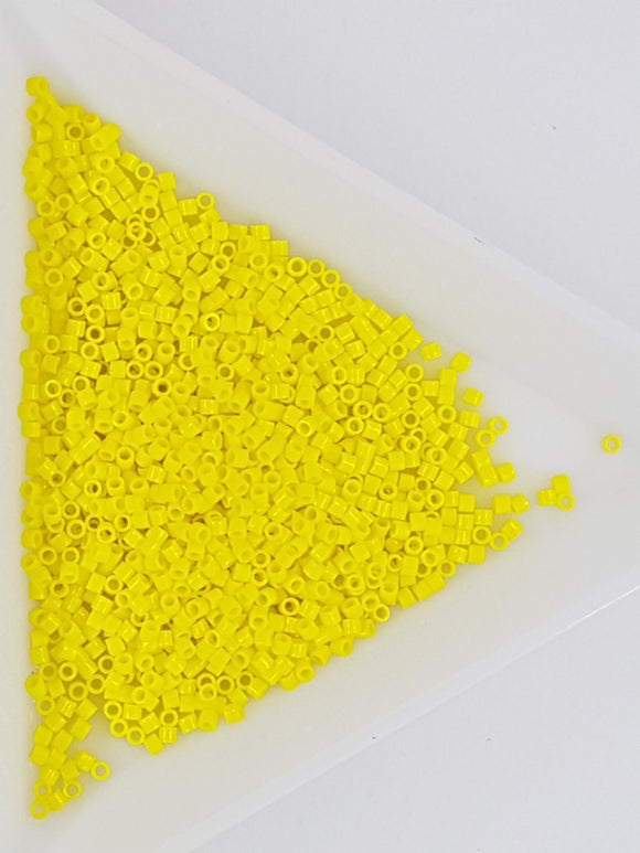 MIYUKI 15/0 DELICA BEADS - OPAQUE YELLOW