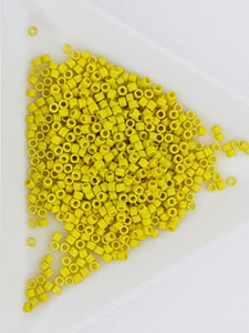 MIYUKI 11/0 DELICA BEADS - FROST OPAQUE YELLOW