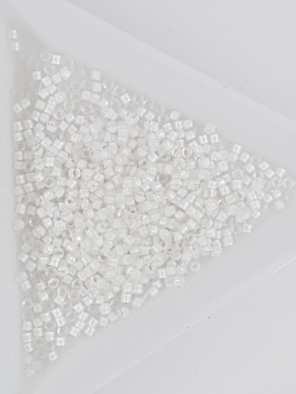 MIYUKI 11/0 DELICA BEADS - WHITE AB