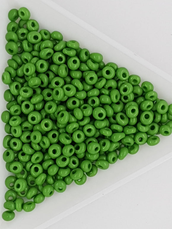 TOHO FRINGE SEED BEADS - GREEN