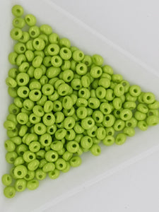 TOHO FRINGE SEED BEADS - YELLOW/GREEN