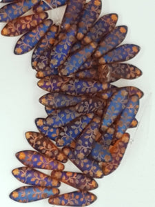 DAGGER BEADS- 16 X 5MM CZECH - COLOUR - FLOWER MOTIF