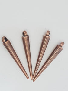 34 X 5MM TIB. STYLE SPIKE BEADS - METAL - RED COPPER