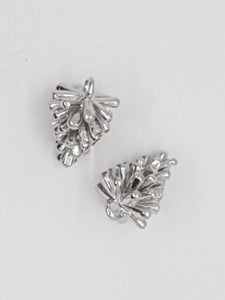 13.5 X 10MM BRASS PINE CONES - SILVER