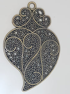 75X48MM VINTAGE HEART FILIGREE PENDANT - ANT. BRONZE COLOUR