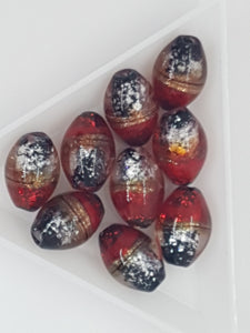 16MM H/MADE LAMPWORK BEADS - OVAL - TWO TONE - RED/BLACK
