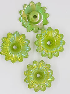 33x9MM ACRYLIC OPAQUE FLOWERS - AB COLOUR - GREEN