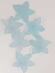 29x27x7MM ACRYLIC FROSTED FLOWERS - PALE BLUE