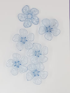 25.5x26x7.5MM ACRYLIC TRANSPARENT FLOWERS - PALE BLUE