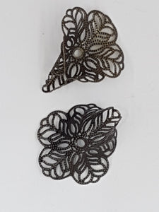 29x24MM BRASS FILIGREE FLOWER - ANTIQUE BRONZE