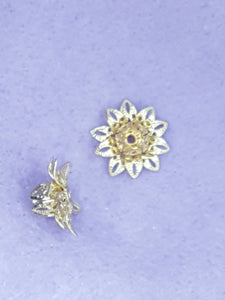 16x8MM BRASS FILIGREE FLOWER - GOLDEN