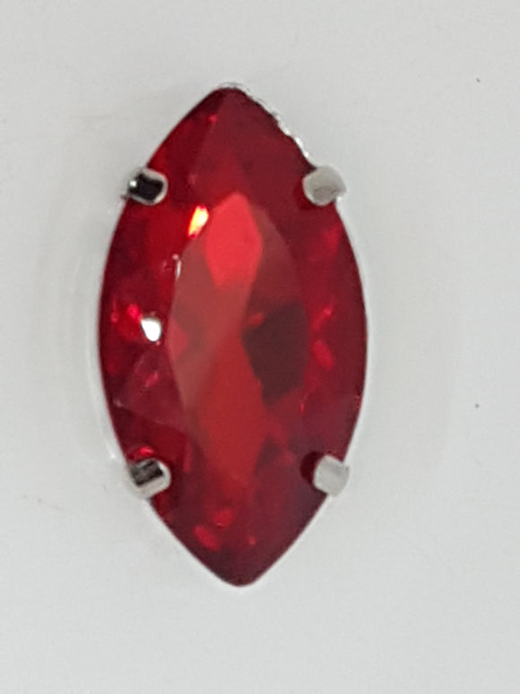 32x17MM GLASS RHINESTONE HORSE EYE MONTEE - RED